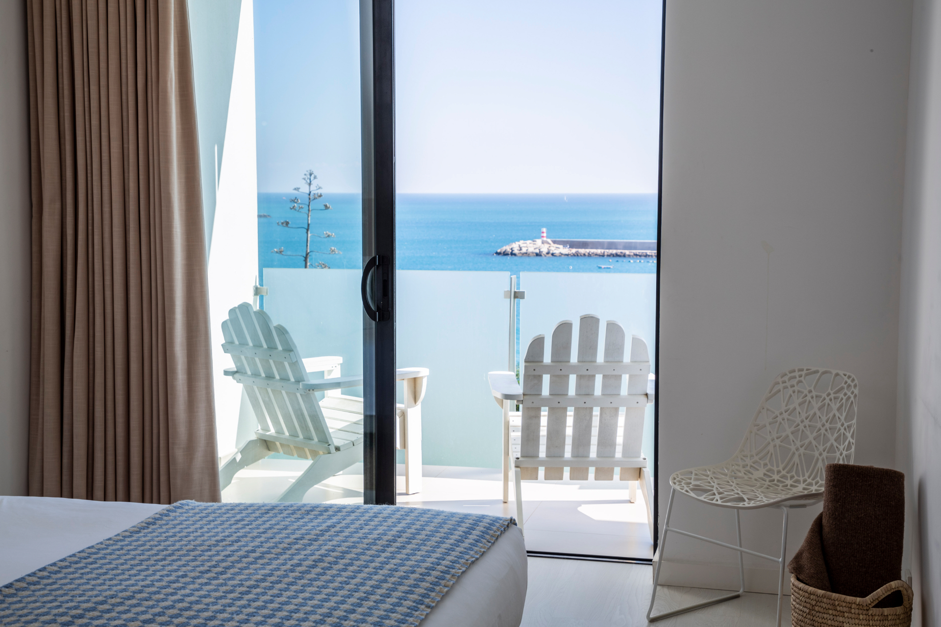 Ocean-view room with private balcony at Memmo Baleeira Hotel